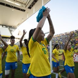 Brasil sobe 1 posição em último ranking da Fifa antes da Copa Feminina