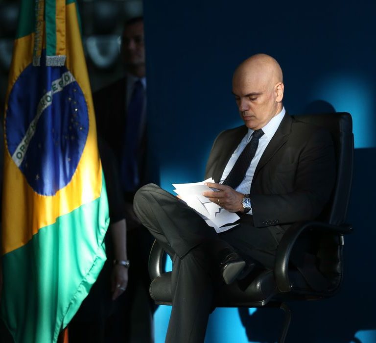 Alexandre de Moraes é hostilizado na Itália e políticos reagem