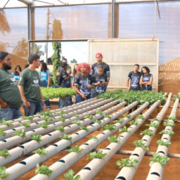 Cursos da Unimar receberam alunos das escolas técnicas agrícolas da região