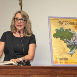Prefeita Tina Escorce pede licença por 20 dias do cargo em Pompeia