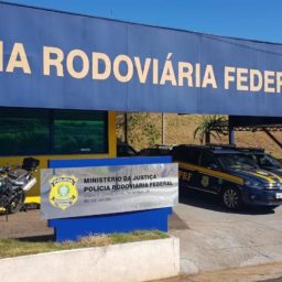 Jovem pede informação na base da PRF e acaba preso por embriaguez