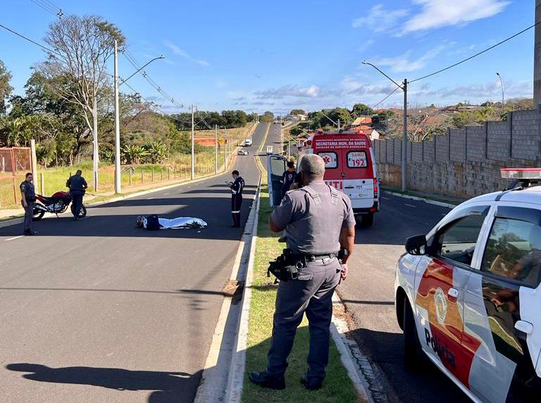 Motociclista de 22 anos morre em acidente com caminhão na zona Oeste de Marília