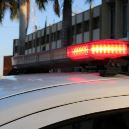 Saco com substância parecida com cocaína é encontrado em escola de Marília