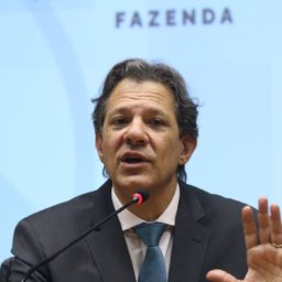 Primeira fase do Desenrola pode limpar até 2,5 milhões de nomes, diz Haddad