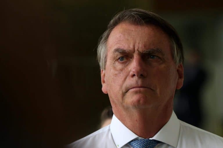 Defesa recorre de decisão do TSE que tornou Jair Bolsonaro inelegível