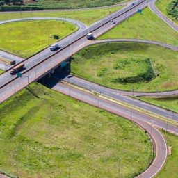 Trevo da rodovia Raposo Tavares em Ourinhos está interditado no sentido de Marília