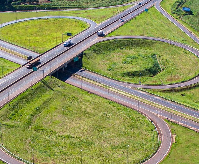 Trevo da rodovia Raposo Tavares em Ourinhos está interditado no sentido de Marília