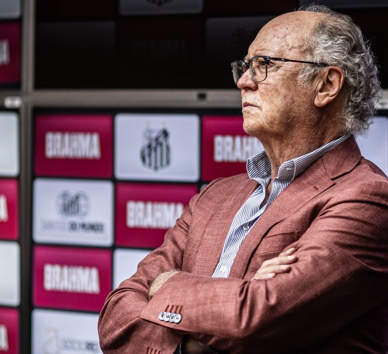 Paulo Roberto Falcão é investigado em caso de importunação sexual