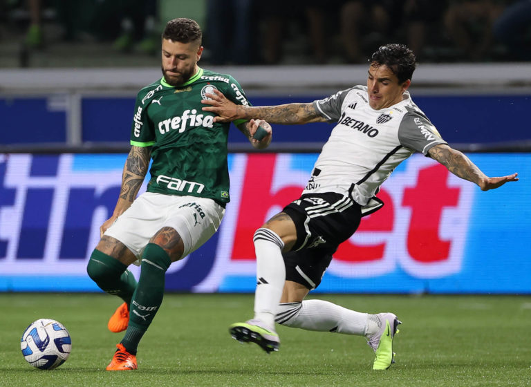 Palmeiras empata com Atlético-MG e vai às quartas da Libertadores