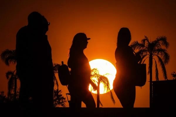 Onda de calor e baixa umidade marcam semana na maior parte do país