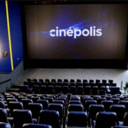 Cinépolis do Marília Shopping promove sessão inclusiva adaptada de ‘Besouro Azul’