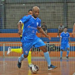 Futsal masculino de Marília estreia com vitória contra Garça na Copa Record