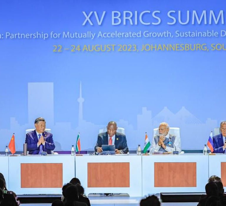 Seis novos países integrarão o Brics a partir de janeiro de 2024, diz presidente da África do Sul