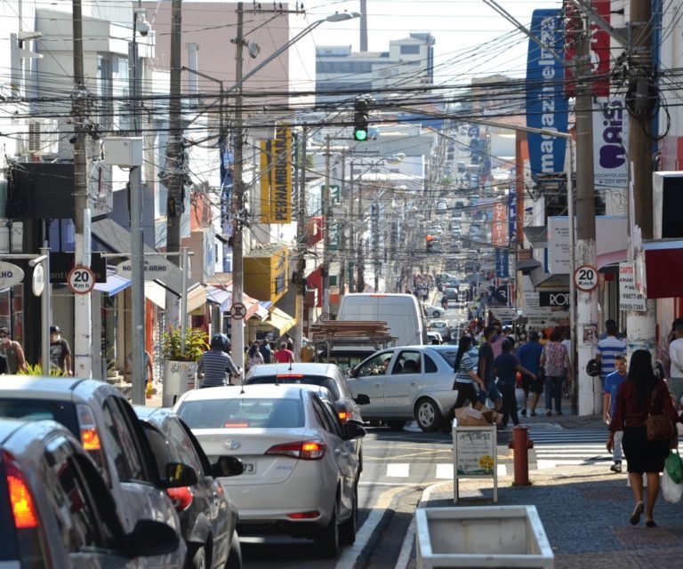 Comércio vive expectativa de vendas para o Dia dos Pais em Marília