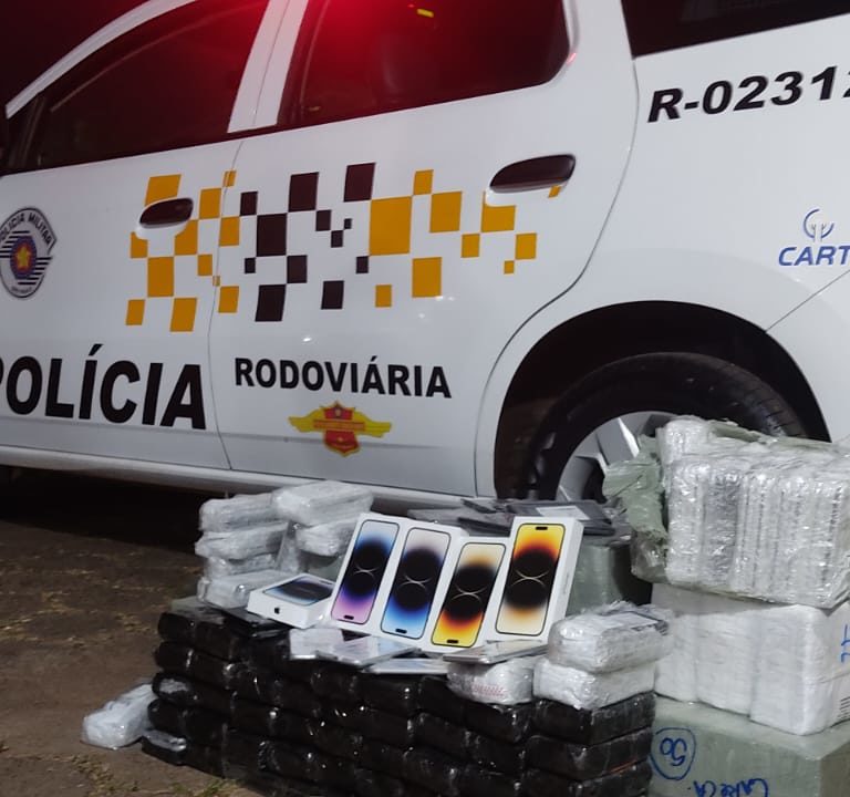 Polícia Rodoviária apreende mais de 700 celulares sem nota fiscal na região