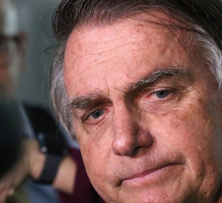 TSE mantém multa a Bolsonaro por descumprimento de decisão em 7 de setembro