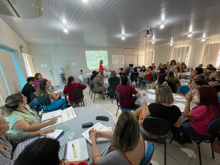 Educação promove encontro para discutir avaliação da Fluência Leitora 2023