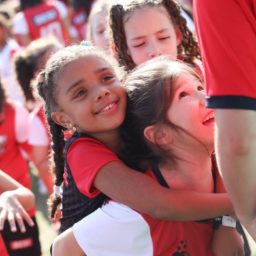 Ministério e Sesi vão incentivar escolas de futebol feminino em SP