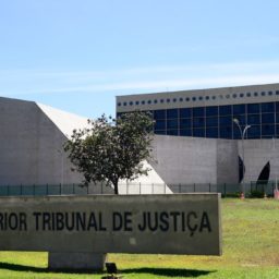 Lula indica dois ministros para o Superior Tribunal de Justiça