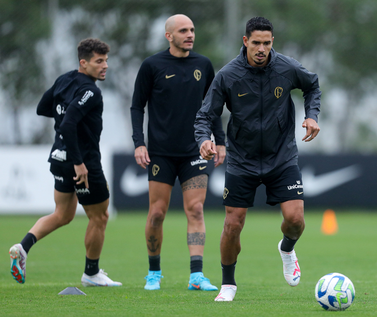 Mano já prepara Corinthians para enfrentar Fluminense na próxima semana