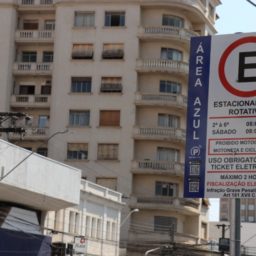 Caso de multa na zona azul termina na polícia e usuários reclamam de serviço