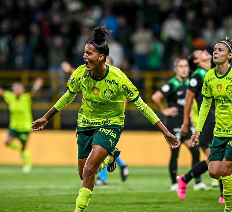 Futebol feminino: Palmeiras derrota Atlético Nacional para chegar à final da Libertadores