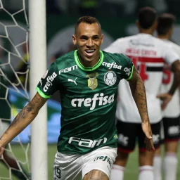 Campeonato Brasileiro: Palmeiras goleia São Paulo por 5 a 0 no Allianz Parque