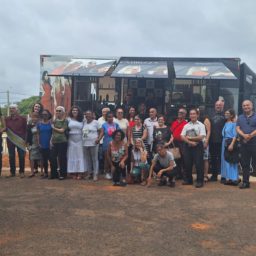 Carreta da Beleza atende mais de 300 idosos em Marília e propõe resgate da autoestima