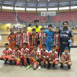 Emef Cecília Alves Guelpa é bicampeã de futsal nos Jogos Escolares da Unimed