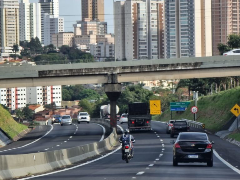 Governo de SP propõe isentar IPVA a veículos híbridos e movidos a hidrogênio