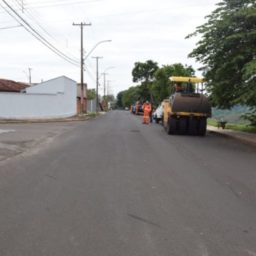 Pompeia inicia programa de revitalização do asfalto da cidade por ruas do Lacombe
