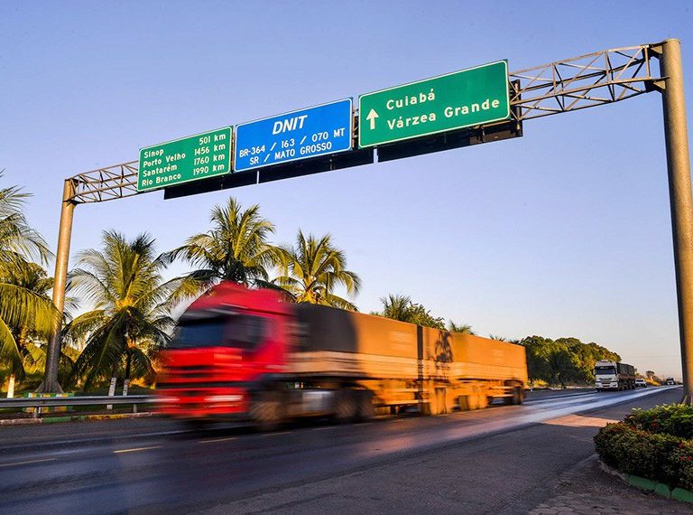 Exames toxicológicos de motoristas: vetos derrubados passam a valer