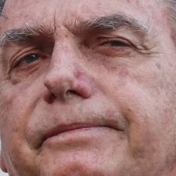 Bolsonaro é condenado a indenizar jornalistas por danos morais