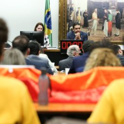 Comissão da Câmara aprova projeto que proíbe casamento homoafetivo