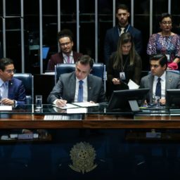 Congresso promulga mudança sobre perda de nacionalidade brasileira