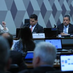 CCJ do Senado aprova PEC que permite comercialização de plasma humano