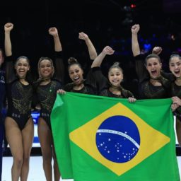 Mundial de Ginástica Artística: Brasil é prata na disputa de equipes femininas