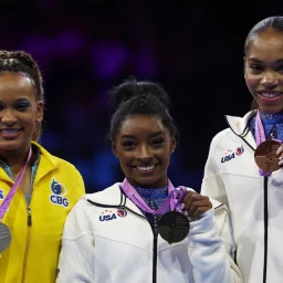 Ginástica vive novo momento com pódio formado apenas por negras