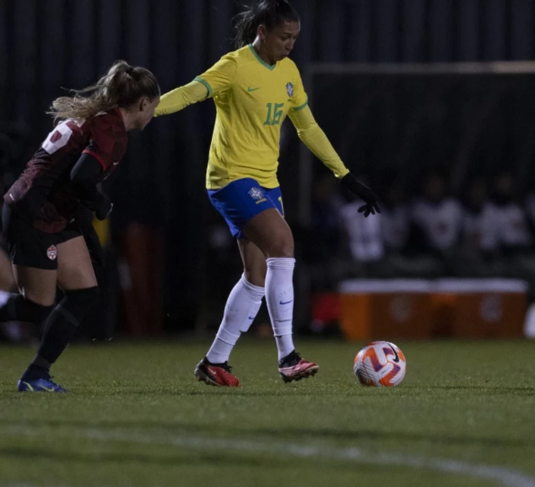 Seleção feminina perde para Canadá em segundo amistoso pós-Copa