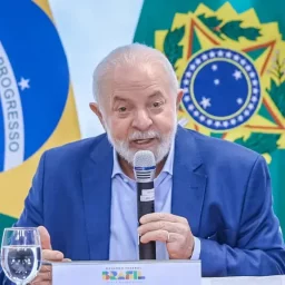 Presidente Lula sanciona lei para reduzir filas do INSS