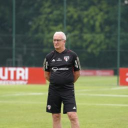 Elenco do São Paulo se reapresenta e abre preparação para duelo com o Bahia