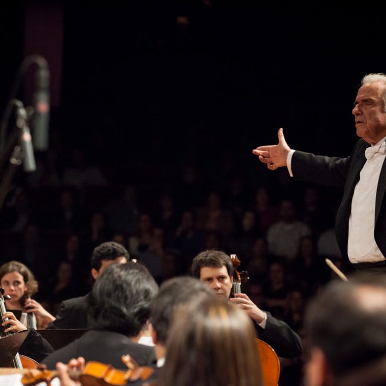 Ingressos para concerto com João Carlos Martins acabam em 1 hora