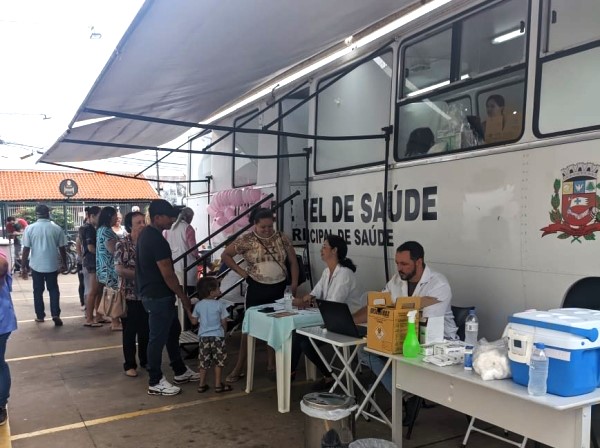 Ônibus da Saúde agenda exames em visita à zona norte neste sábado