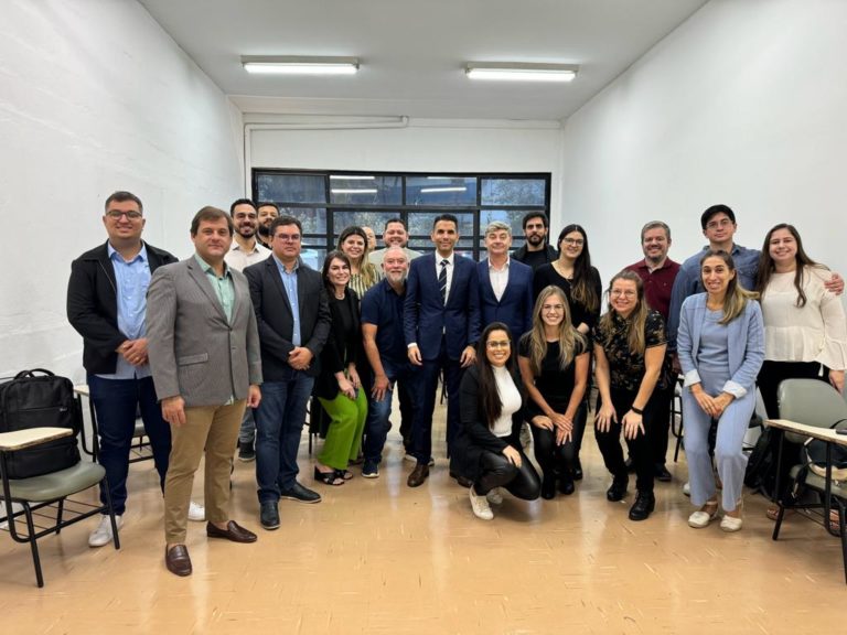PPGD da Unimar atrai estudantes de todo o Brasil e impulsiona economia de Marília