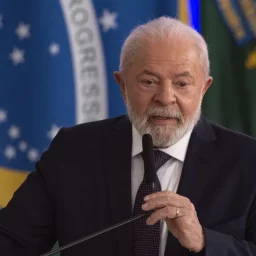 Presidente Lula e líderes alinham votação da reforma tributária no Senado