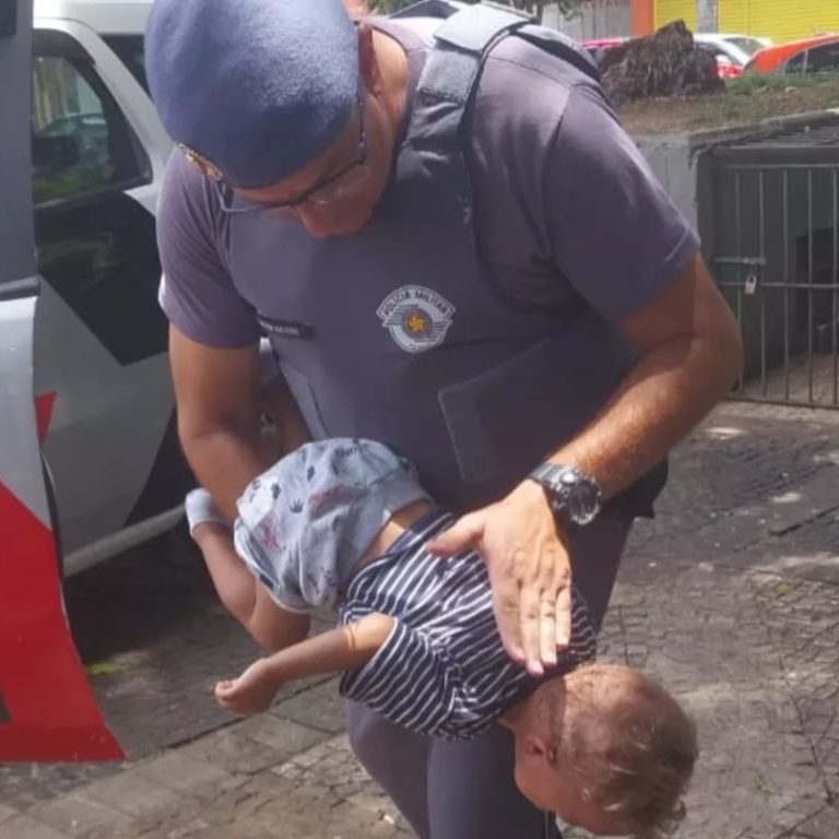 PM salva bebê de um ano e seis meses de engasgo em Bauru