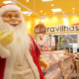 Com diversidade de itens natalinos, Maravilhas do Lar faz horário especial