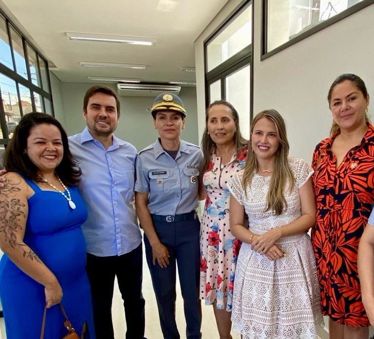 Paloma Libanio e Vinicius Camarinha inauguram nova portaria e recepção do HCFamema