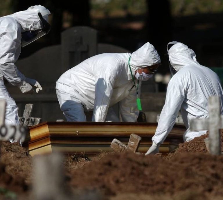 Família de vítima da Covid deve ser indenizada em R$ 1,4 milhão por omissões em morte