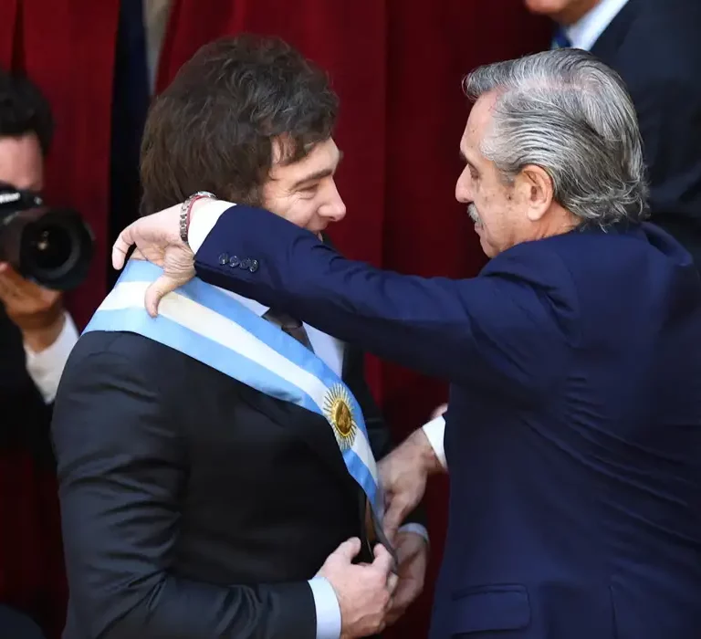 Javier Milei toma posse como novo presidente da Argentina